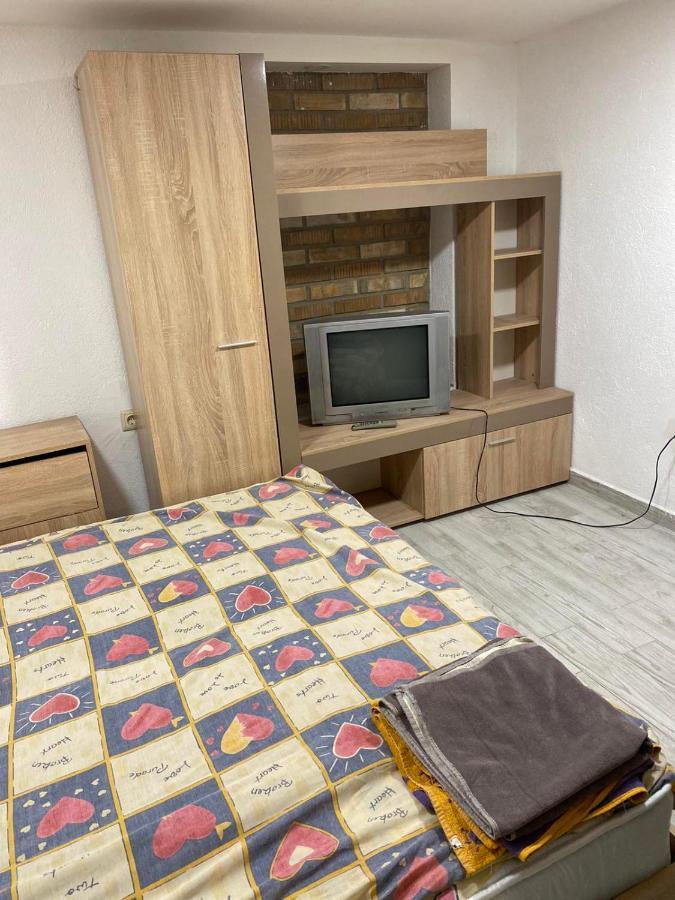 Апартамент 27 Юли Varna Exterior foto